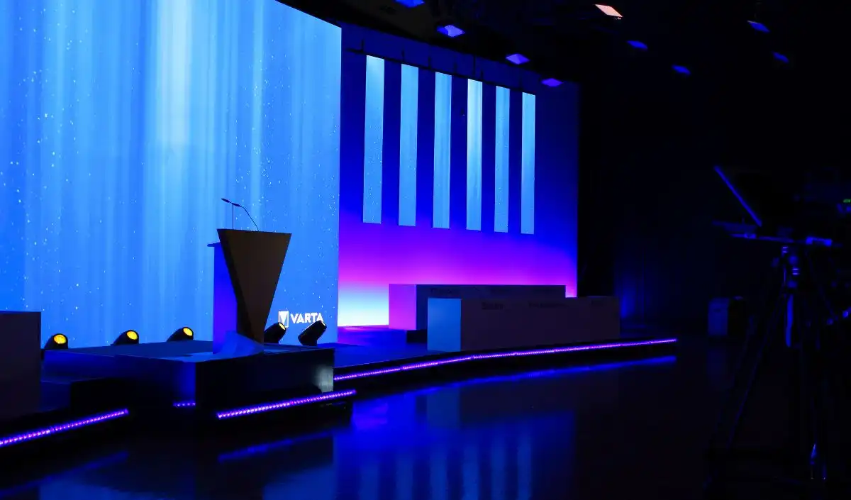 Eventtechnik Verleih auf Veranstaltung Lichttechnik auf Veranstaltung
