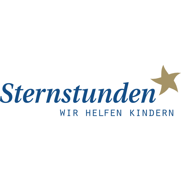 BR-Sternstunden Das Sternstunden-Logo zeigt den blauen Schriftzug „Sternstunden“ mit einem goldenen Stern über dem „n“. Darunter steht in kleinerer blauer Schrift „WIR HELFEN KINDERN“ auf hellgrauem Hintergrund.